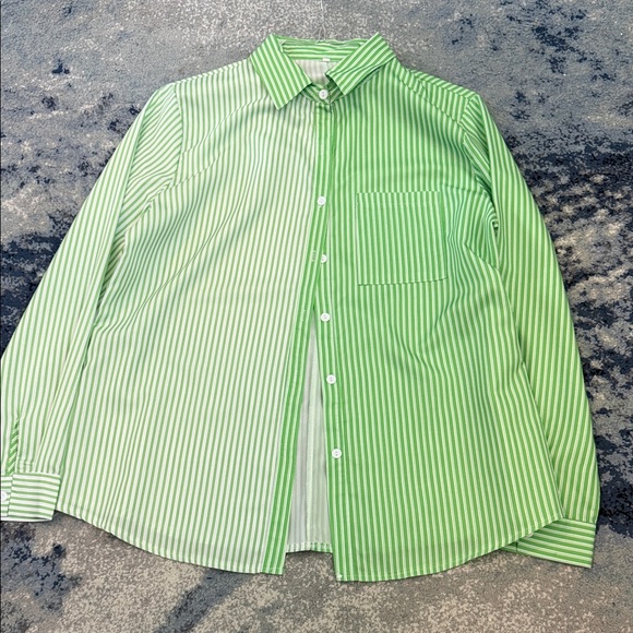 Tops - Elegant Green Striped Women's Button Down Shirt
